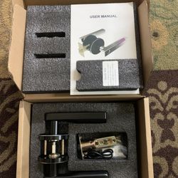 Door Lock Smart Lock Fingerprint Door Lever NEW!!!