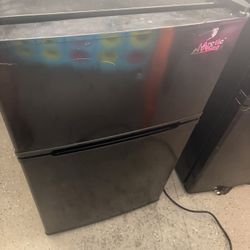 Mini Refrigerator 