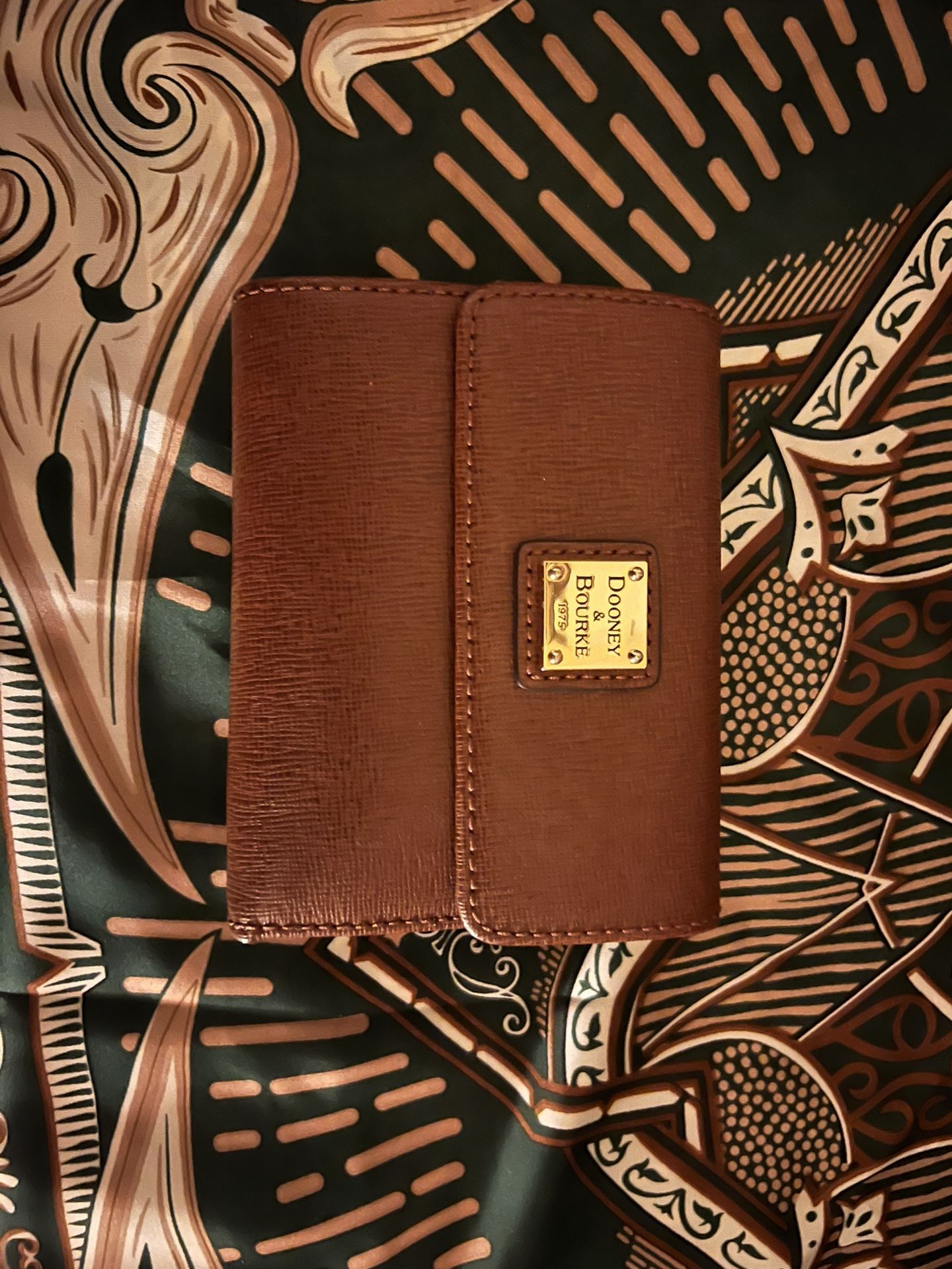 Dooney And Bourke Pebble Grain Small Flap