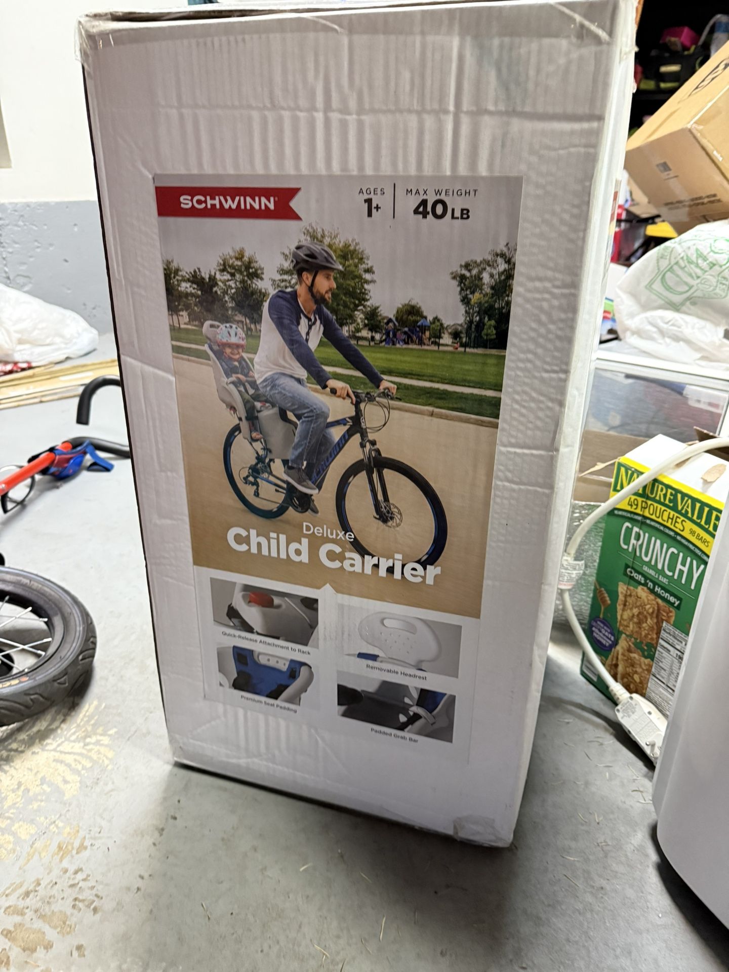 Schwinn delux Child Carrier (bike)