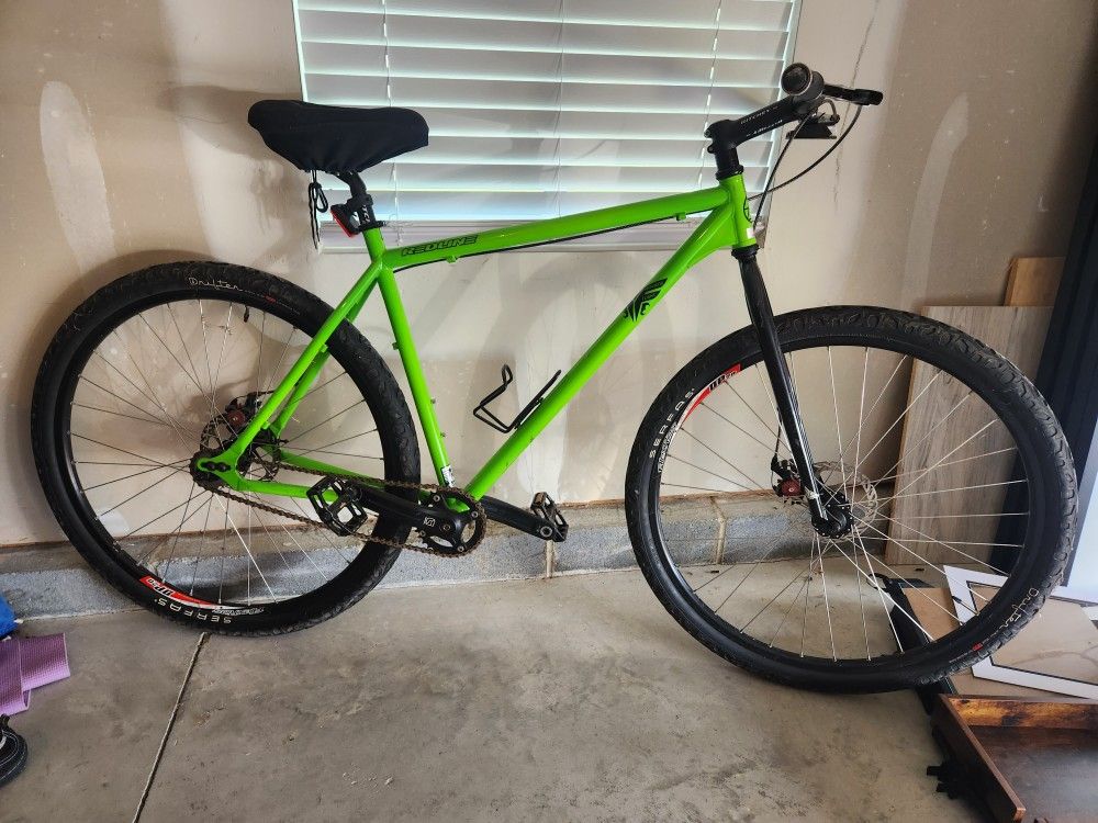 Redline Monocog Flight 29er Bike