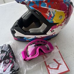 GLX YOUTH LARGE ATV DIRT BIKE HELMET 
