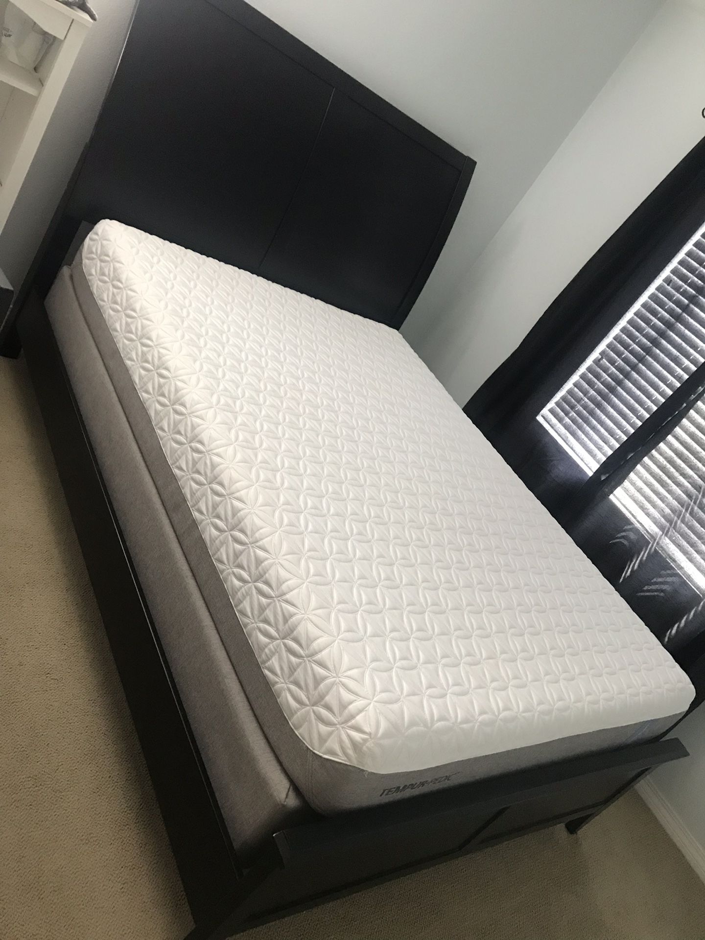 Mathis Brothers Queen black bed frame-no mattress