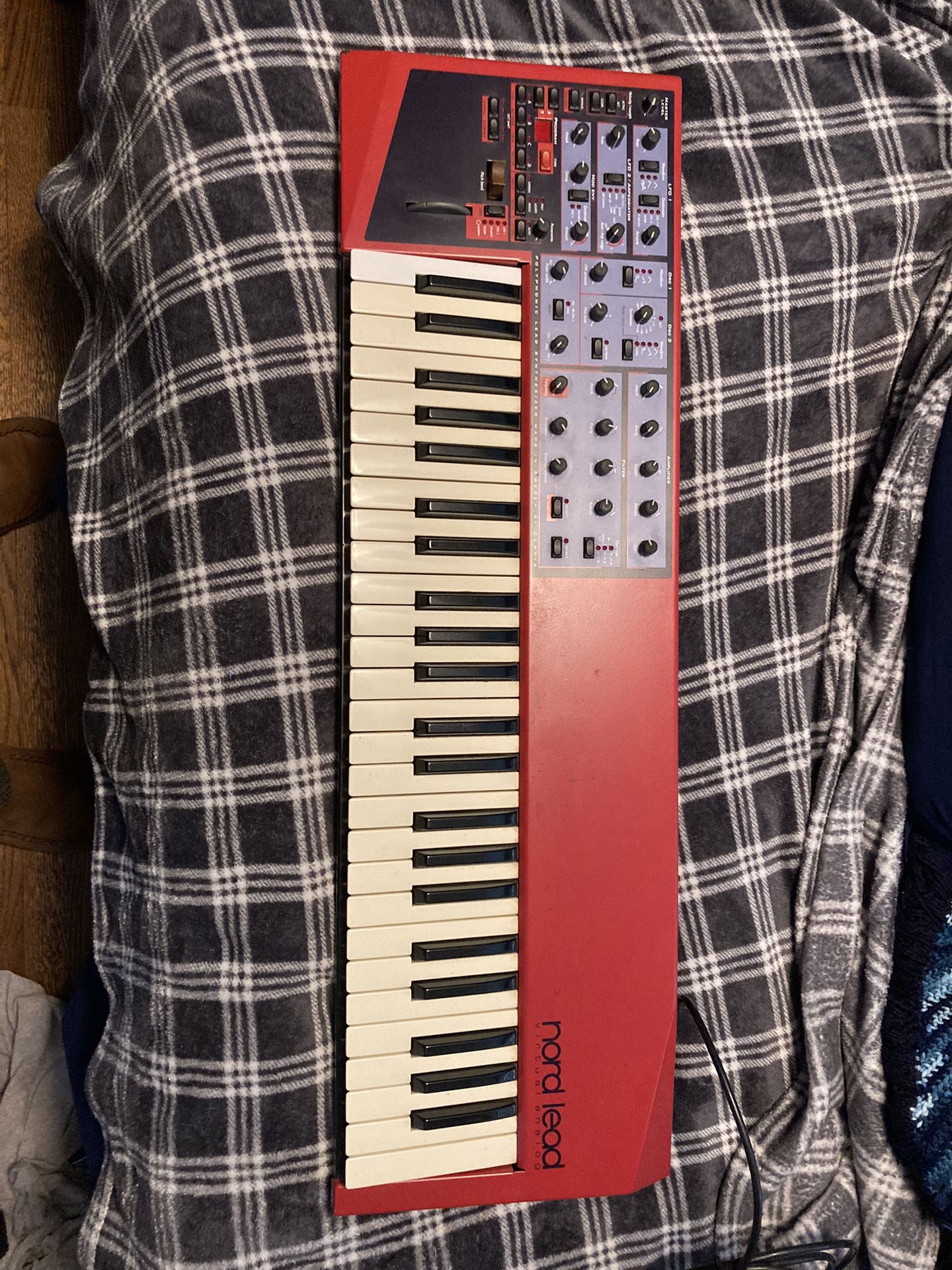 Nord Lead 1 with 12 voice expansion Nord Lead 1 with 12 voice expansion
