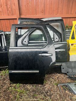 2006-2012 Cadillac Escalade 4 doors and hatch $120 each