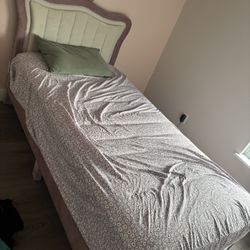 Twin Bed Lights Up Around The Headboard