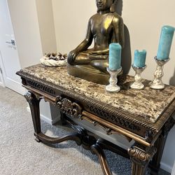 Entry Table With buddha