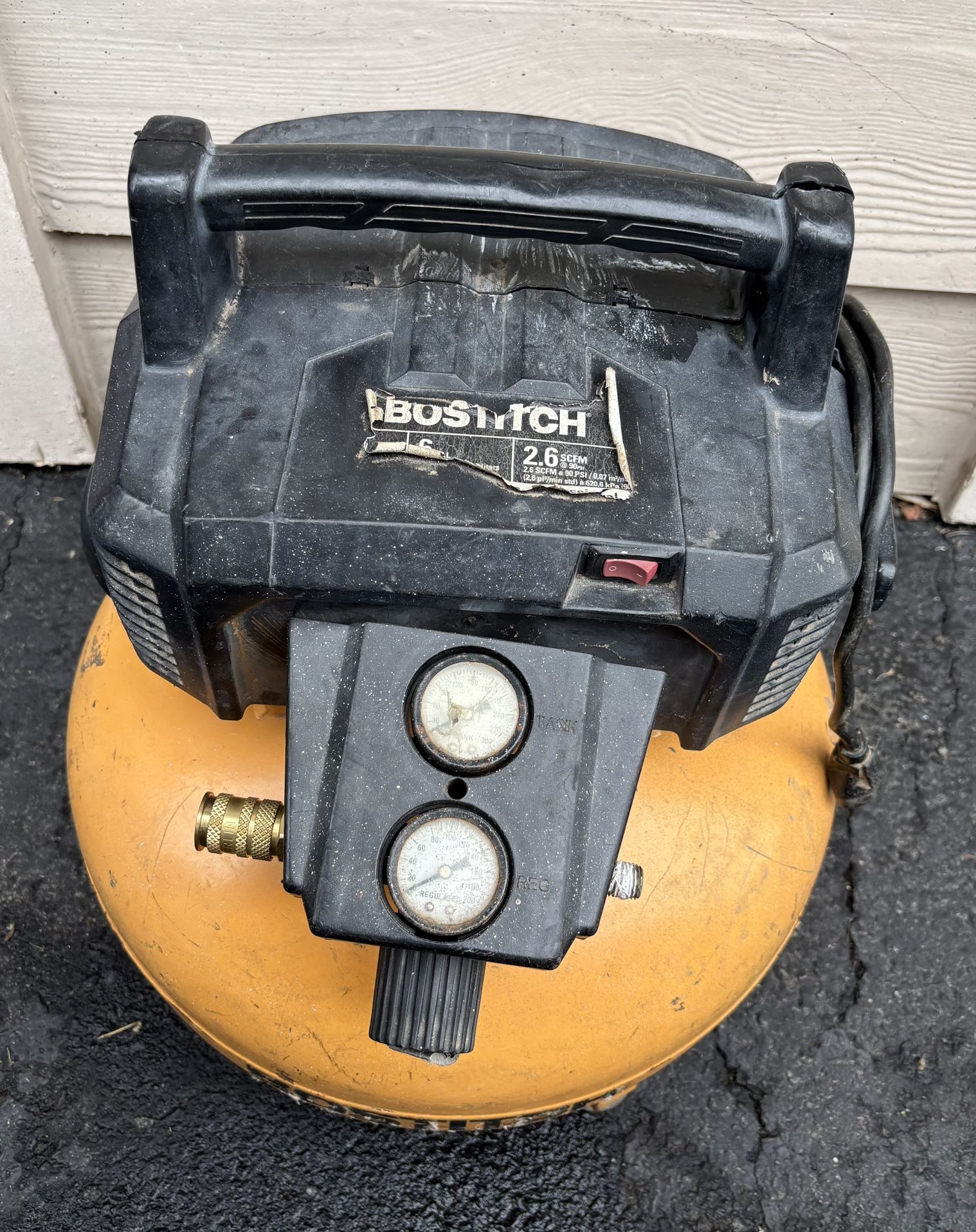 Bostitch 6 Gallon 150 PSI Portable Electric Air Compressor