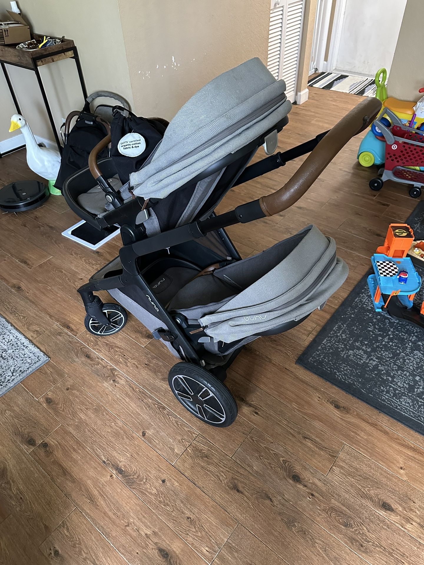 Nuna Demi Next Stroller W/ Sibling Seat
