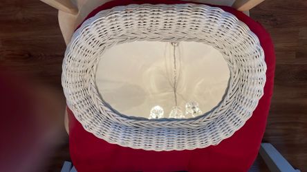 Vintage Wicker Mirror / Dresser Tray, Oval