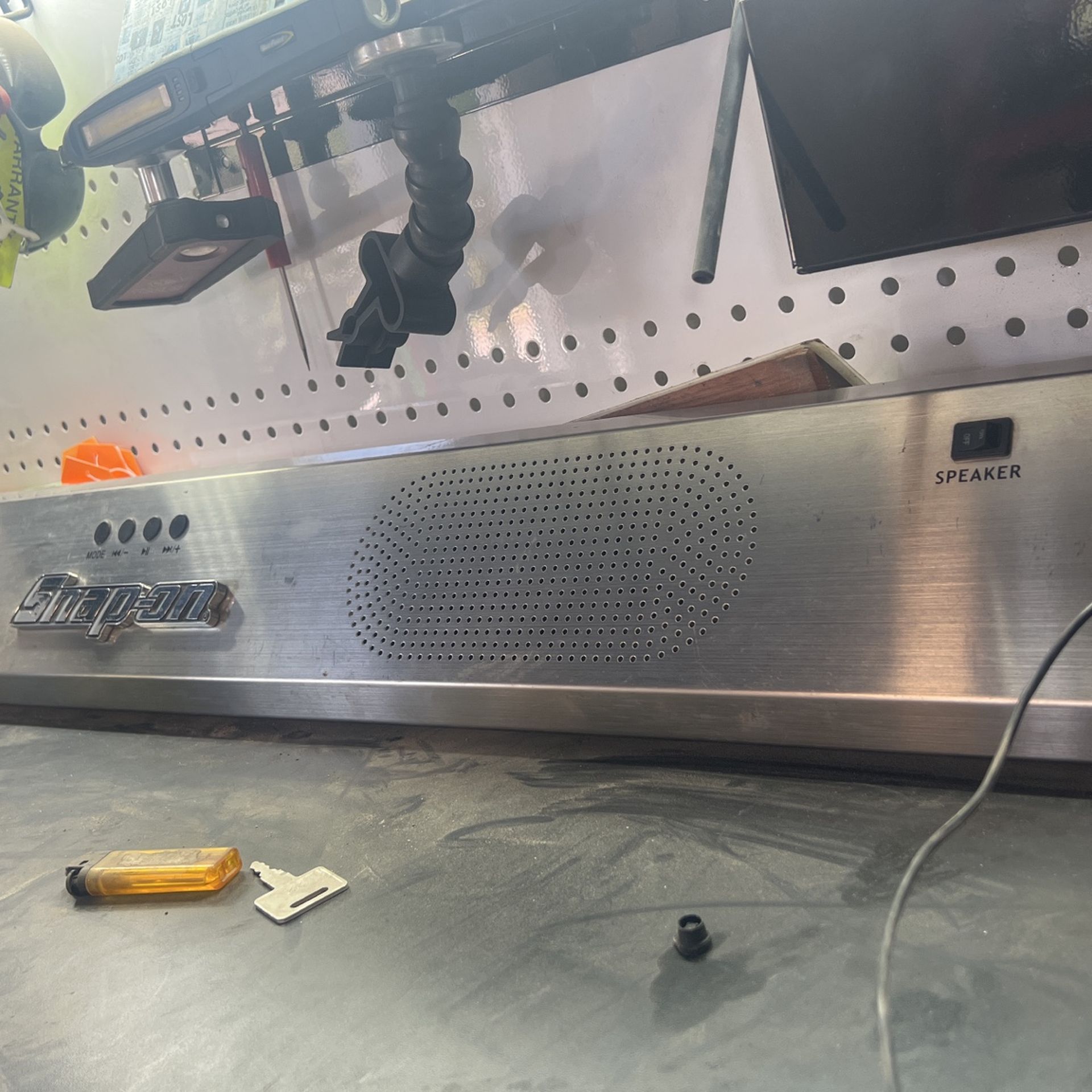 Snap On Bluetooth Sound Bar 48 Inch