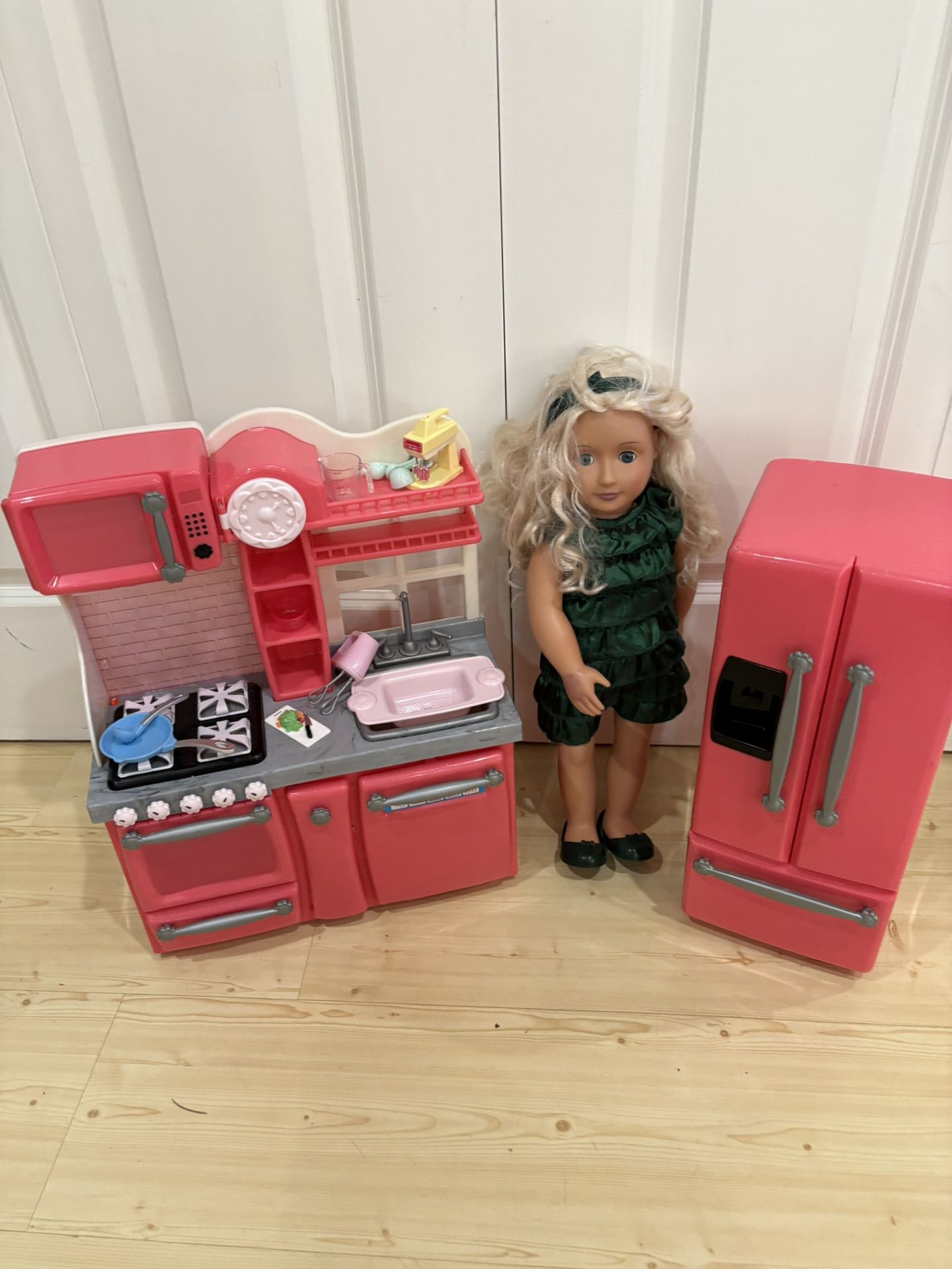 My Generation Doll And Kitchen Set