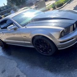 2008 Ford Mustang