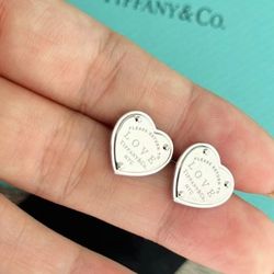 Tiffany  &  CO Silver Heart Earrings 
