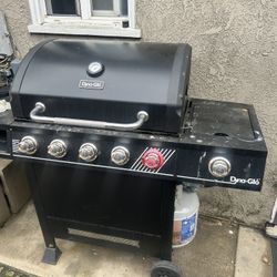 Grill With Propane Tank