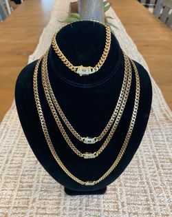 Beautiful 2 piece Lady’s  6mm  Set