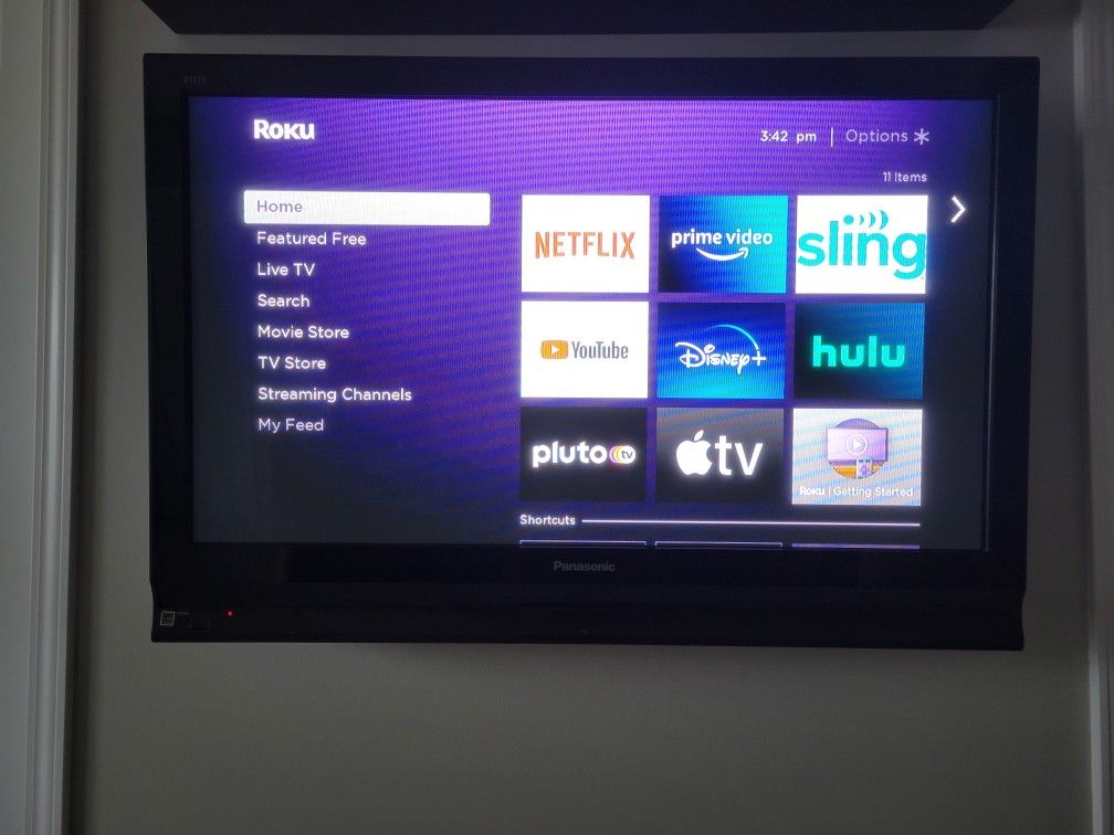 Panasonic TV with Mounting Hardware And Roku Streaming