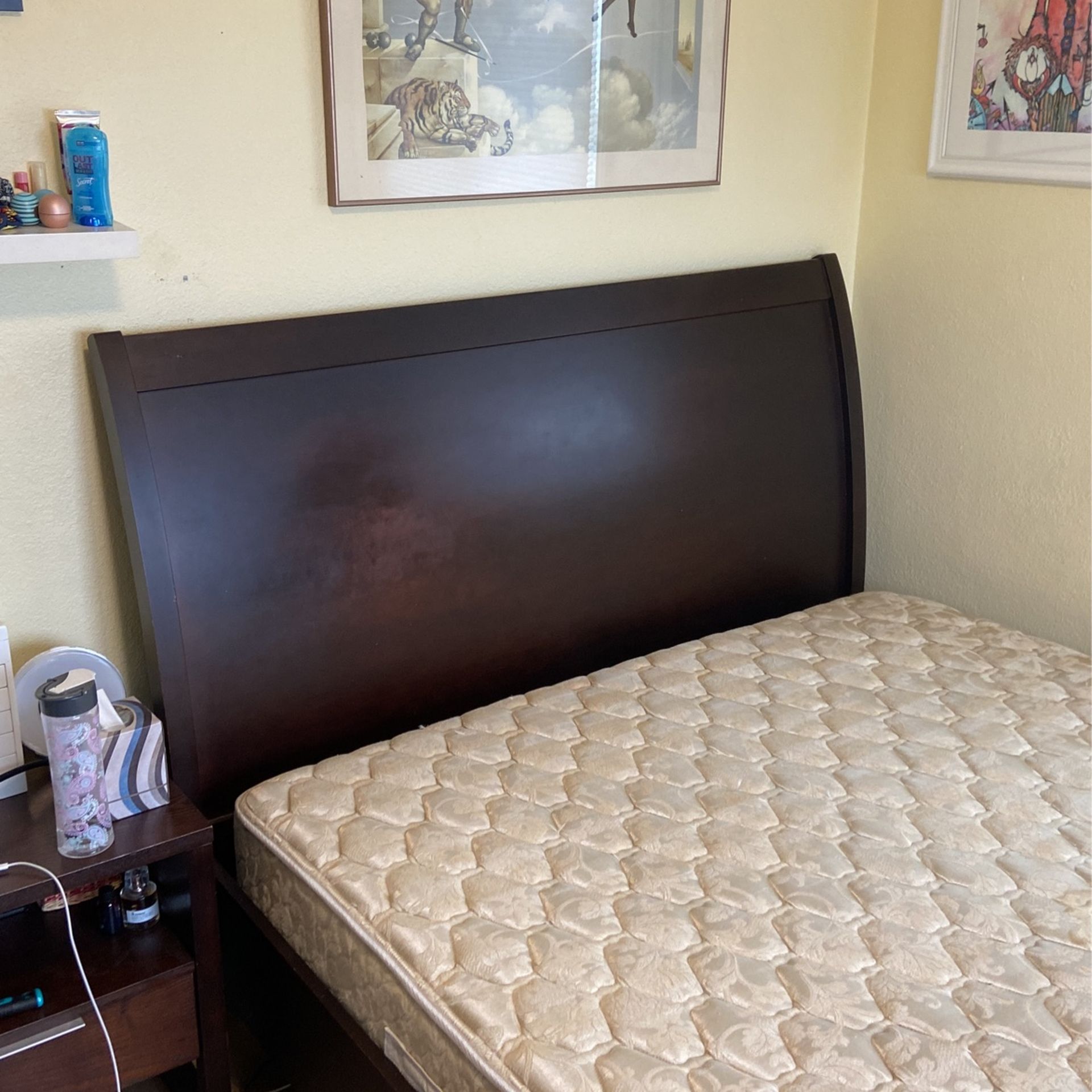 Free Queen Size Platform Bed With Mattress