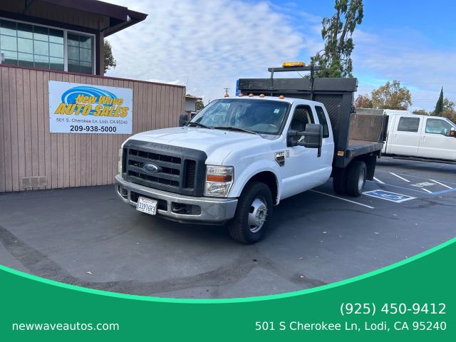 2008 Ford F350 Super Duty Super Cab & Chassis