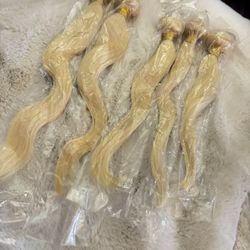 Lot Of 5 Human Hair bundles 18/18/16/16/14 Blonde