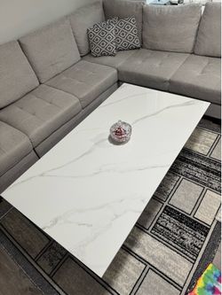 Marble table  - length 63cm - Width 35cm - Hem 19cm