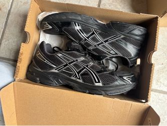 ASICS