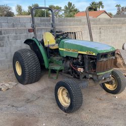 John Deere 5210 Tractor 