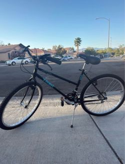 🔥 Trek 800 Mountain Bike – Runs Great