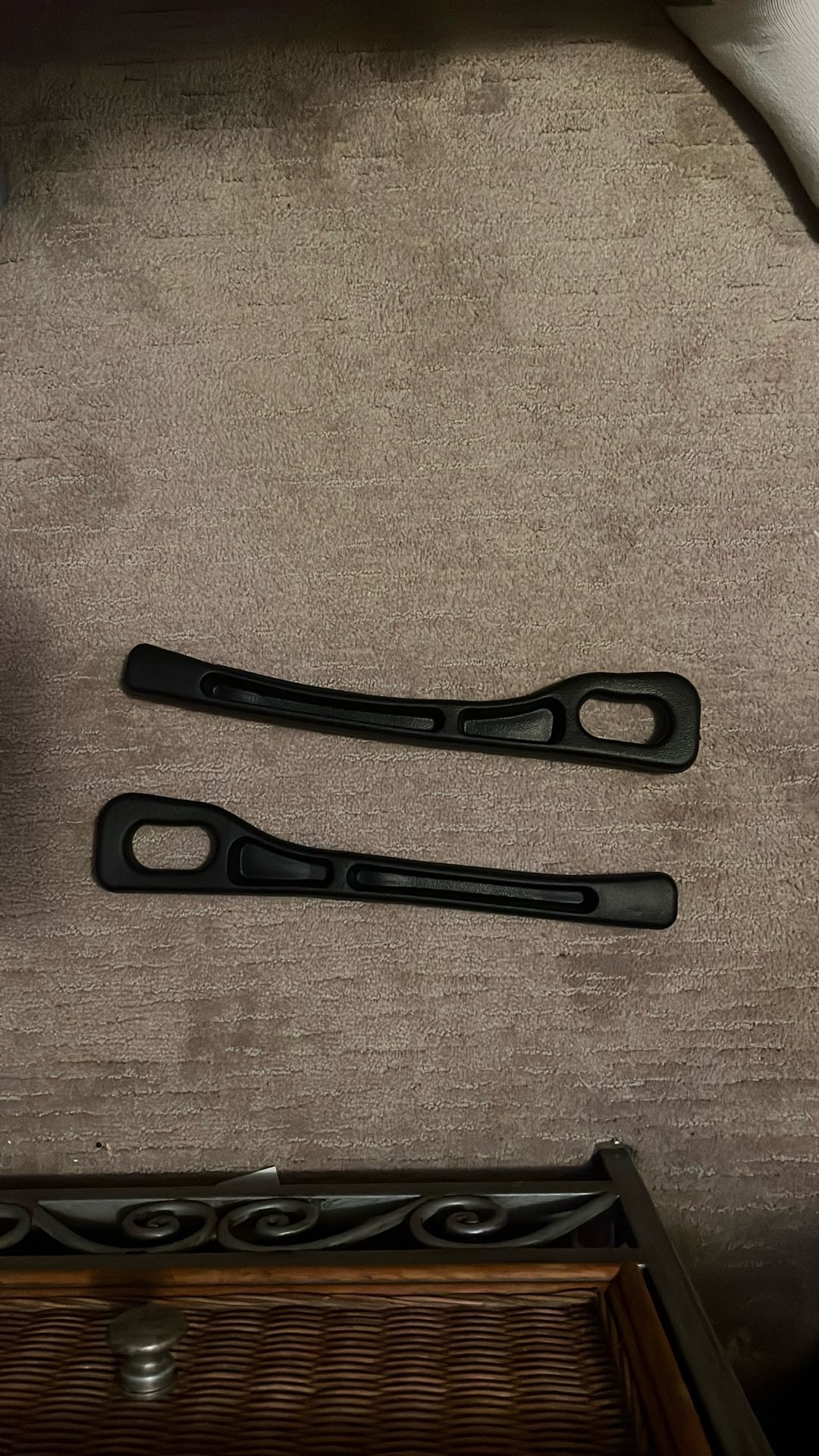 Seat Gap Fillers With Storage
