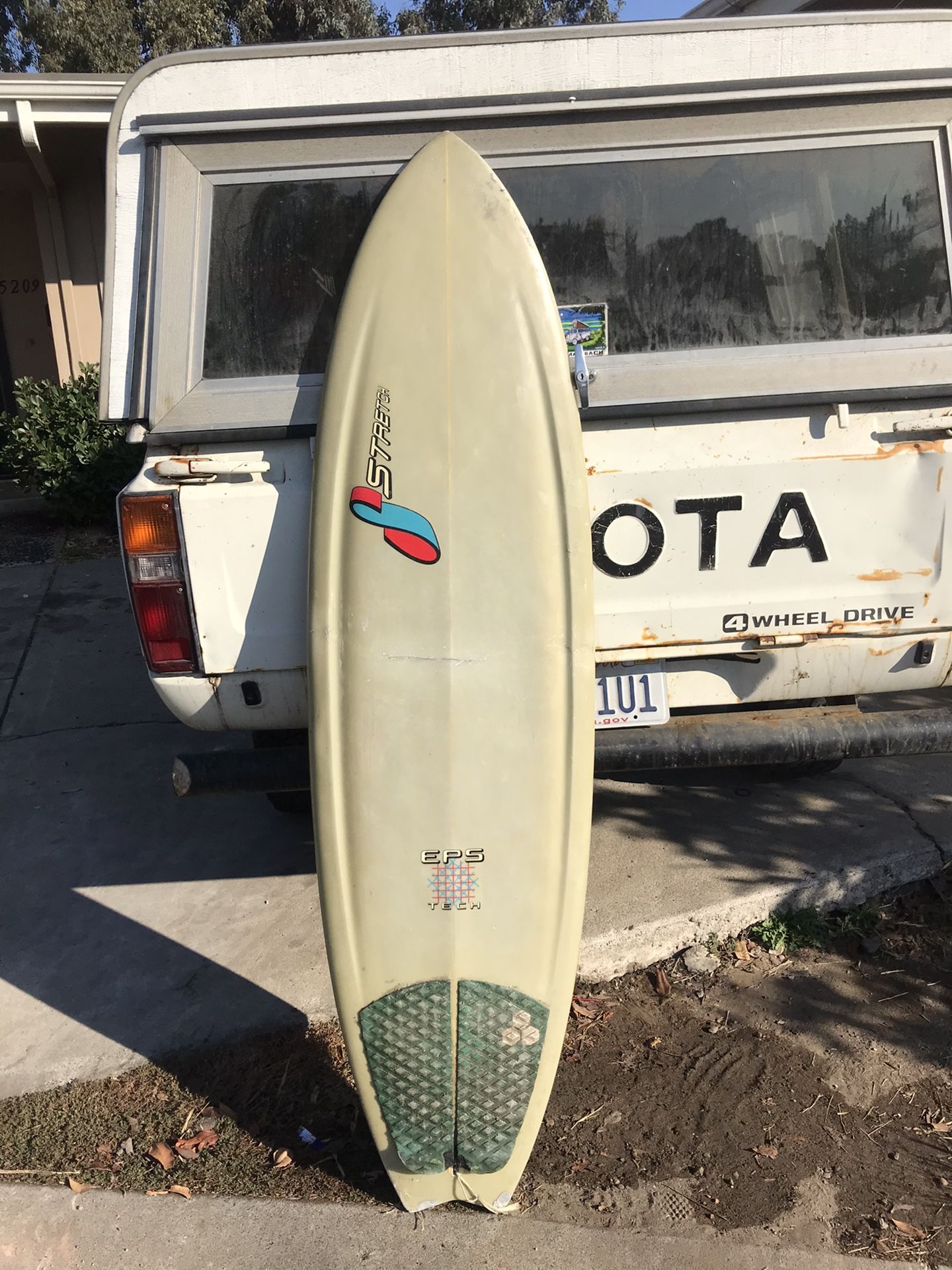 5’9 Stretch Pug Surfboard Surf Board
