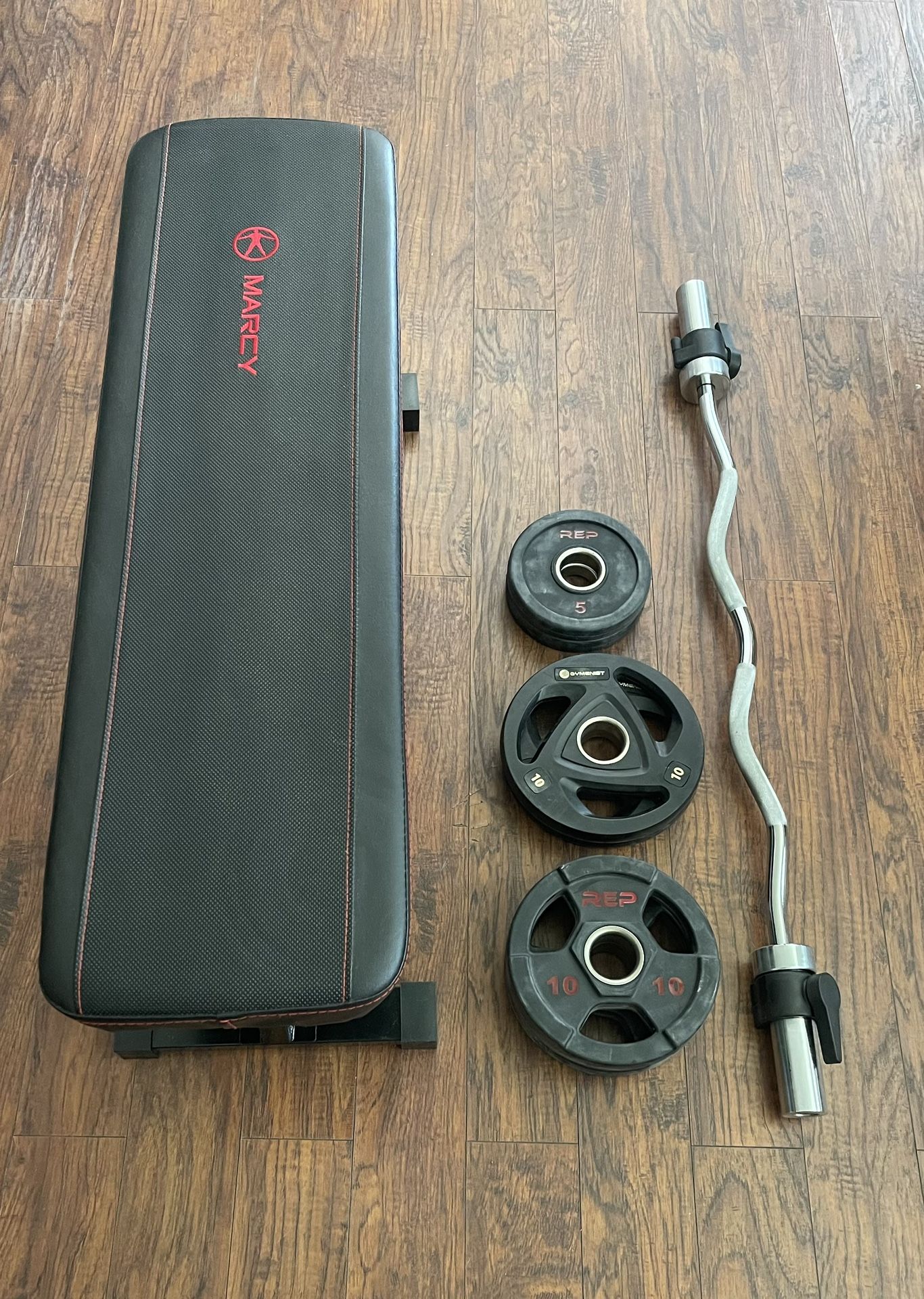 Bench/ Curl Bar w Weights