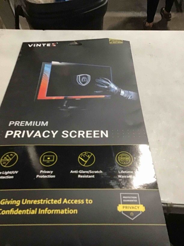 Privacy Screen!