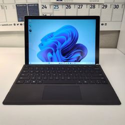 Microsoft Surface Pro 6 With Core i7/256GB SSD/8GB Ram/Windows 11/Good battery/charger/warranty