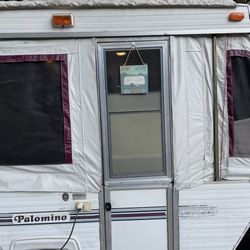 1996 FRRV COLT Pop-Up Trailer 