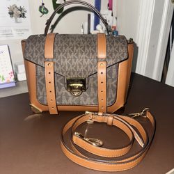 Michael Kors Crossbody Purse
