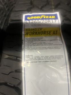 ‼️265 70 R17 Goodyear Wrangler AT. (Moving Special)