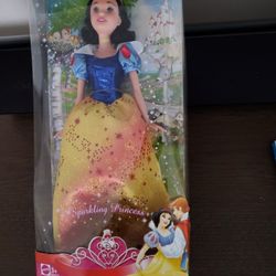 Disney  Snow White Sparkling  Princess