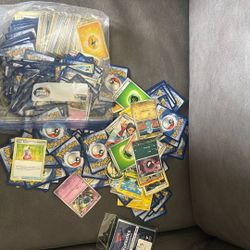 400+ Pokémon Cards