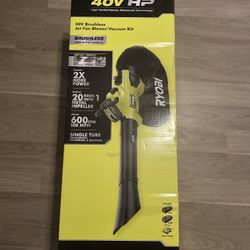 RYOBI 40V HP Brushless 100 MPH 600 CFM Cordless Leaf Blower/Mulcher/Vacuum with (2) 4.0 Ah Batteries and Charger