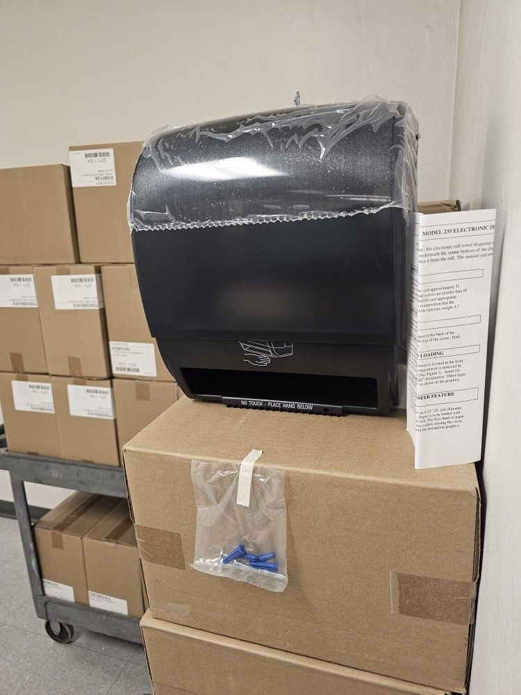 Touchless Paper Towel Dispenser