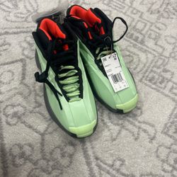 Adidas 7.5 Size Men’s Shoes