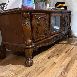 TV Stand- Wood- Vintage Style 
