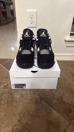 Jordan 4 White Thunder Size 12M
