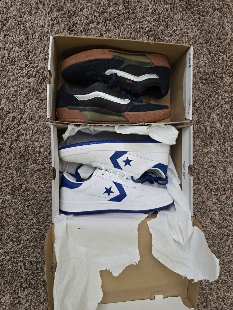 Vans And Converse Pack