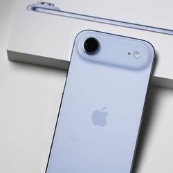 Apple iPhone Air 256GB Sky Blue UNLOCKED