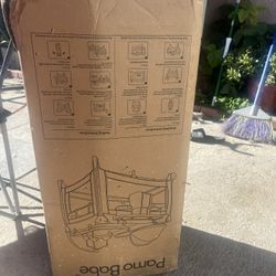 Brand New  Pomo Babe 4 In 1 Crib 