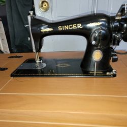 1951 Singer Sewing Machine