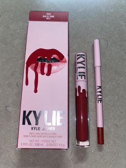 Kylie Jenner Lipstick & Lip Liner