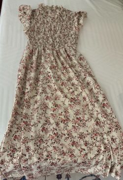 Floral midi dress size small