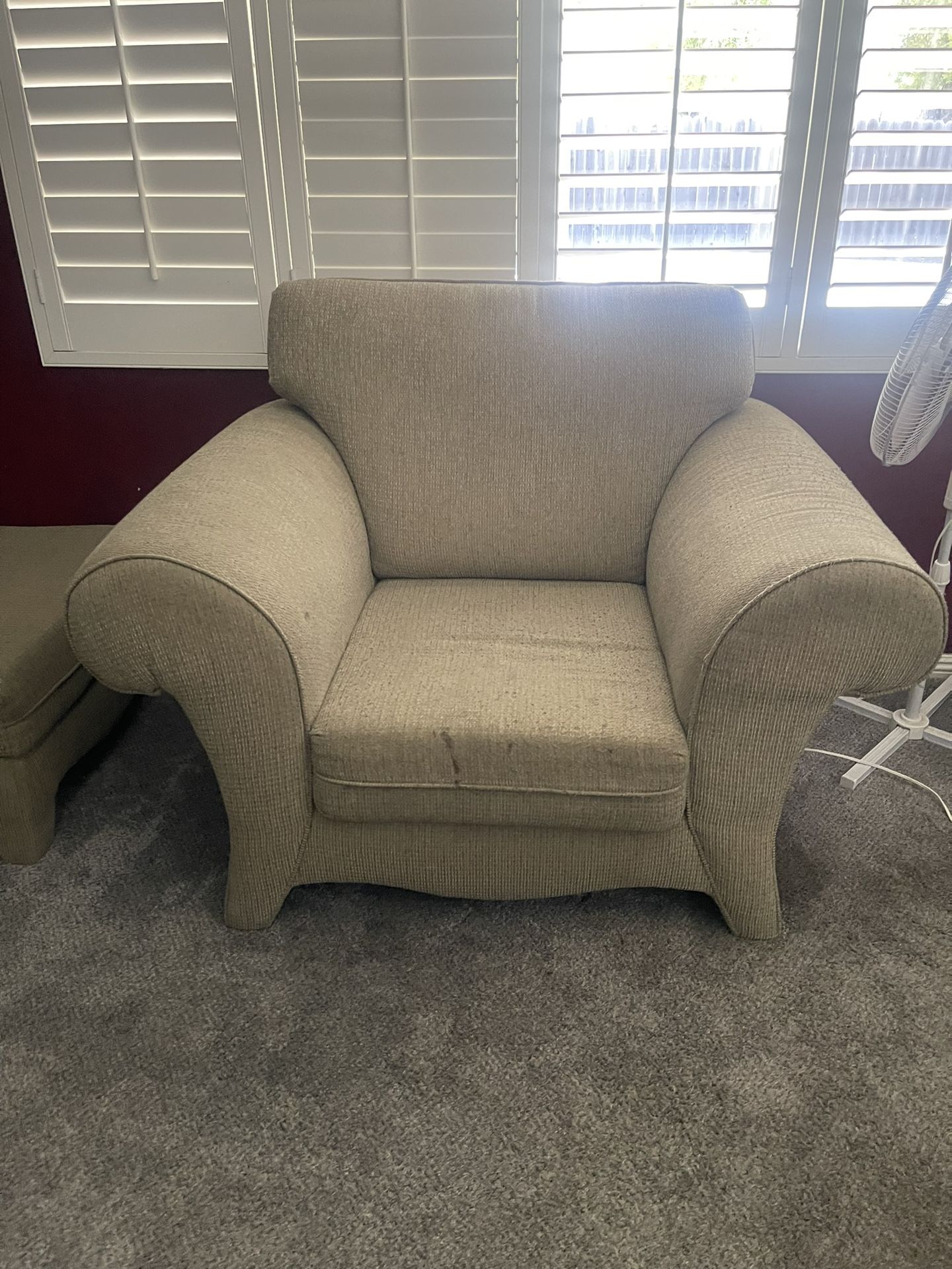 Chair w/Ottoman